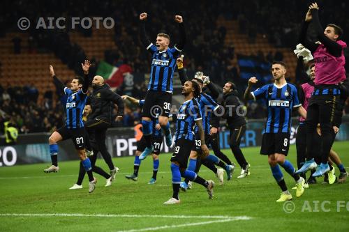 Inter Borja Valero Iglesias Inter Sebastiano Esposito Inter 2019 Italian championship 2019 2020 12°Day 