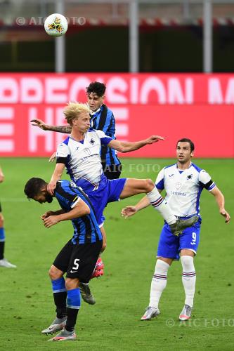 Inter Morten Thorsby Sampdoria Federico Bonazzoli Italian championship 2019-2020 25°Day Giuseppe Meazza match between Inter 2-1 Sampdoria 