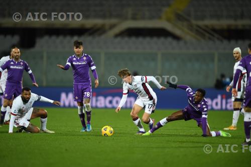 Cagliari Erick Pulgar Fiorentina Matteo Tramonti Italian championship 2020 2021 17°Day Artemio Franchi match between Fiorentina 1- 0 Cagliari 