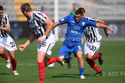 Ascoli Alessandro Gabrielloni Como Dario Saric Giuseppe Sinigaglia match between Como 0-1 Ascoli Como, Italy 