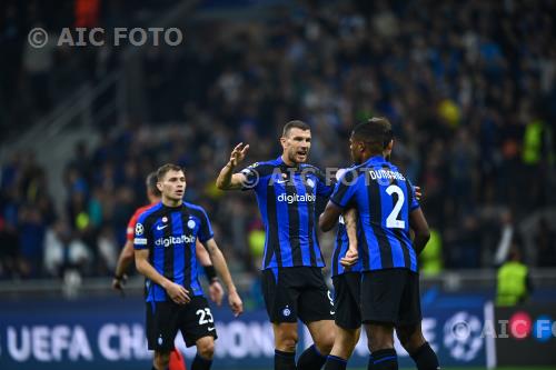 Inter Denzel Dumfries Inter Nicolo Barella Giuseppe Meazza match between Inter 1-0 Barcelona Milano, Italy 