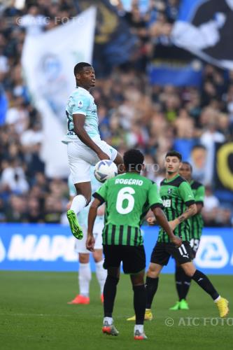 Inter Agustin Alvarez Sassuolo Rogerio Oliveira da Silva Mapei match between    Sassuolo  1-2 Inter Reggio Emilia, Italy 