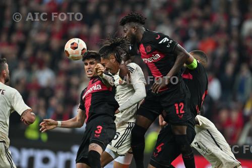 Bayer 04 Leverkusen Chris Smalling Roma Edmond Tapsoba UEFA Europa League 2023 2024 Semifinal , 2nd Leg BayArena match between Bayer Leverkusen 2-2 Roma 