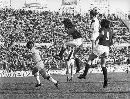 Bologna Claudio Sala Torino Giuseppe Savoldi Italian championship  1973 1974 24°Day Municipal match between Torino 2-0 Bologna 