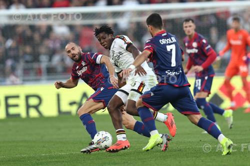 Bologna Patrick Dorgu Lecce Riccardo Orsolini Renato Dall’Ara match between    Bologna 1-0 Lecce Bologna, Italy 