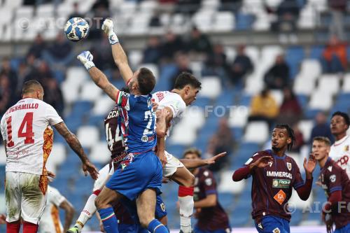 Catanzaro Francesco Bardi Reggiana Lorenzo Lucchesi Italian championship 2024 2025 Serie B Day 13° Mapei match between Reggiana 2-2 Catanzaro 