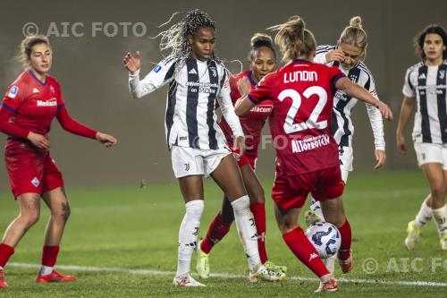 Juventus Women Madelen Janogy Fiorentina Women Karin Maria Lundin Italian championship 2024 2025  Femminile 13°Day Curva Fiesole - Viola Park match between Fiorentina Women 0-3 Juventus Women 