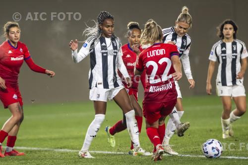 Juventus Women Madelen Janogy Fiorentina Women Karin Maria Lundin Italian championship 2024 2025  Femminile 13°Day Curva Fiesole - Viola Park match between Fiorentina Women 0-3 Juventus Women 