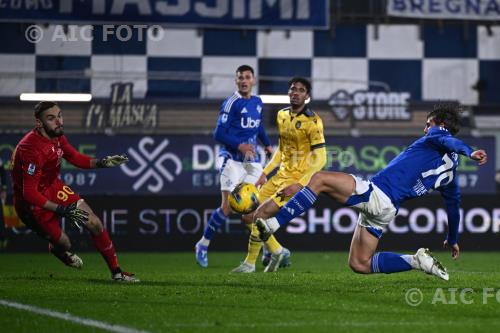 Como Razvan Sava Udinese 2025 Como, Italy Goal 4-1 