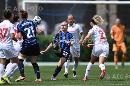 Fiorentina Women Henrietta Csiszar Inter Women Emma Severini Arena Civica Gianni Brera match between Inter Women 1-3 Fiorentina Women Milano, Italy 