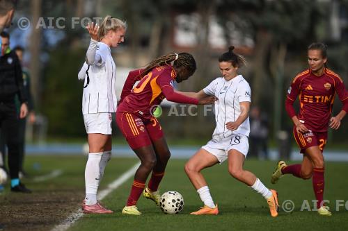 Como Women Rinsola Babajide Roma Viktoria Szabo Italian championship 2025 2026  Femminile 7°Day Ferruccio Trabattoni match between    Como Women 0-1 Roma Women 