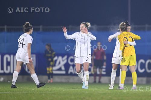 Como Women Sophie Howard Como Women Giulia Rizzon Serie A 2025 2026  Femminile 8°Day Ennio Tardini match between Parma Women 0-1 Como Women 