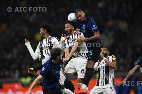 Juventus Lloyd Kelly Juventus Manuel Akanji Giuseppe Meazza match between   Inter 3-2 Juventus Milano, Italy 