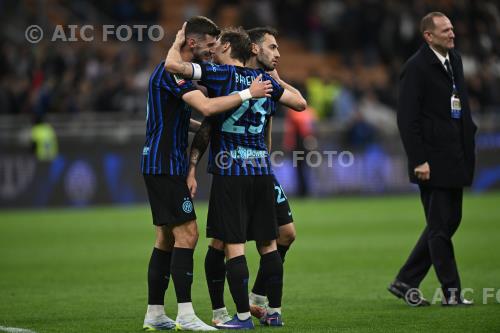Inter Nicolo Barella Inter Hakan Calhanoglu Giuseppe Meazza match between   Inter 3-2 Como Milano, Italy 