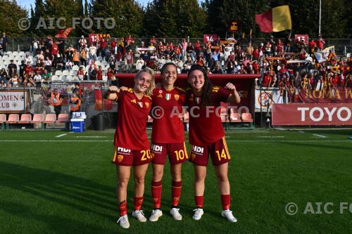 Roma Women Manuela Giugliano Roma Women Giada Pellegrino Cimo Tre Fontane match between Roma Women 4-2 Milan Women Roma, Italy 